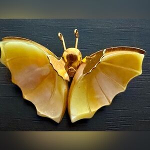 Vintage Gold Tone & Mother-of-Pearl Butterfly Brooch/Pin
